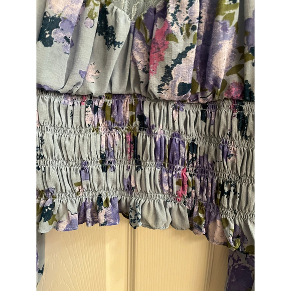 FREE PEOPLE~ LACE SMOCKED CROPPED TOP~M - Picture 4 of 10